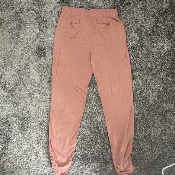 Pink rose boho mauve ruched ankle flowy high rise crop pants joggers women’s M - Picture 3 of 16